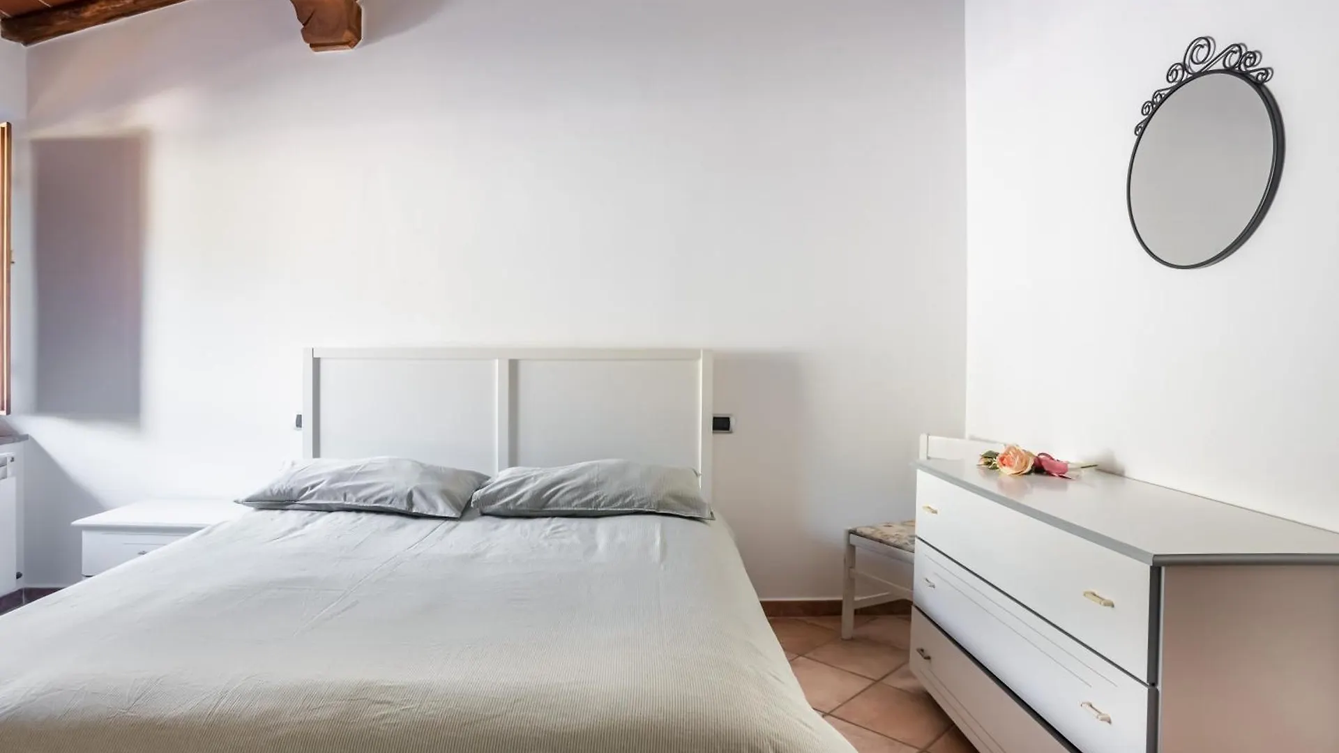 Rustic Tuscan Retreat A Cozy Escape Near Siena Val di Pugna Apartment